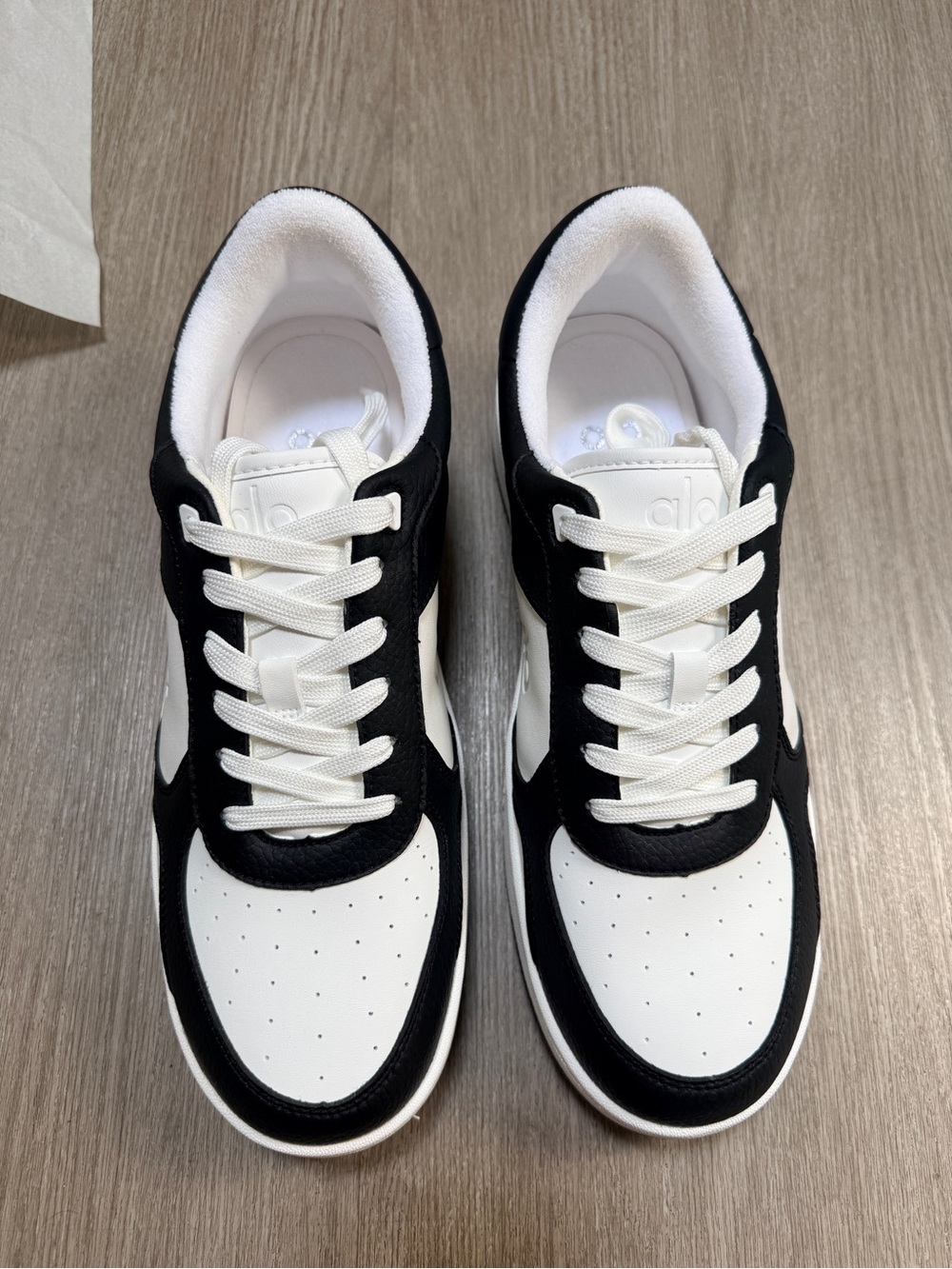 ALO Yoga Black and White Men's Low-Top Sneakers